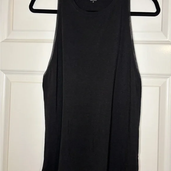 Black Sleeveless Top - Picture 1 of 5